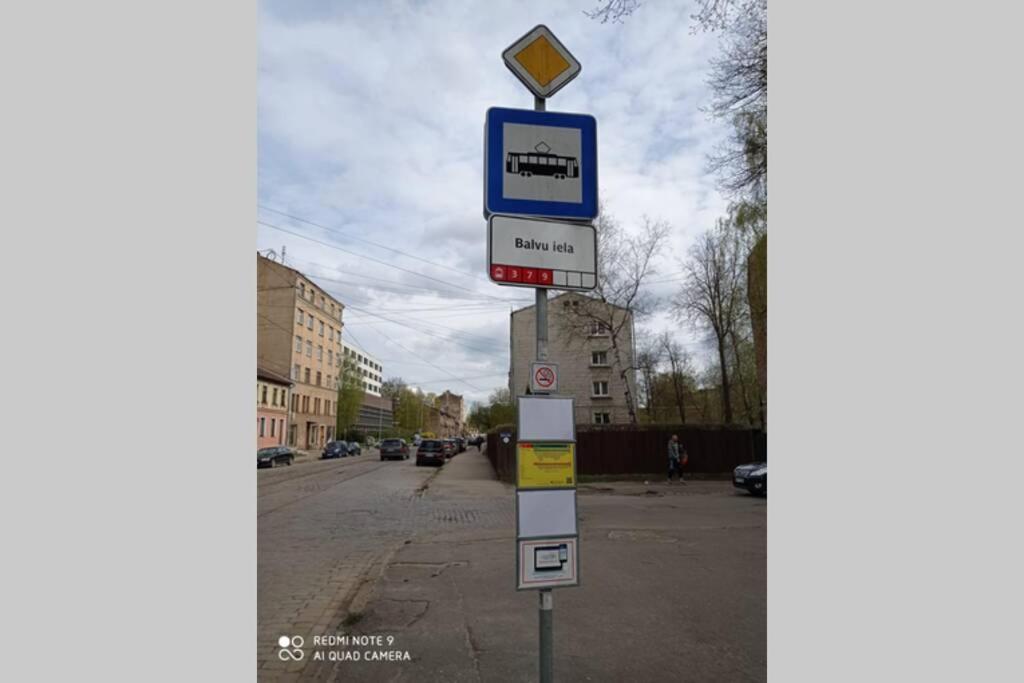 Latgales139 6 Can Stay Park In Front Of The House Free Parking Behind The Fence Self Check In Out Ρίγα Εξωτερικό φωτογραφία